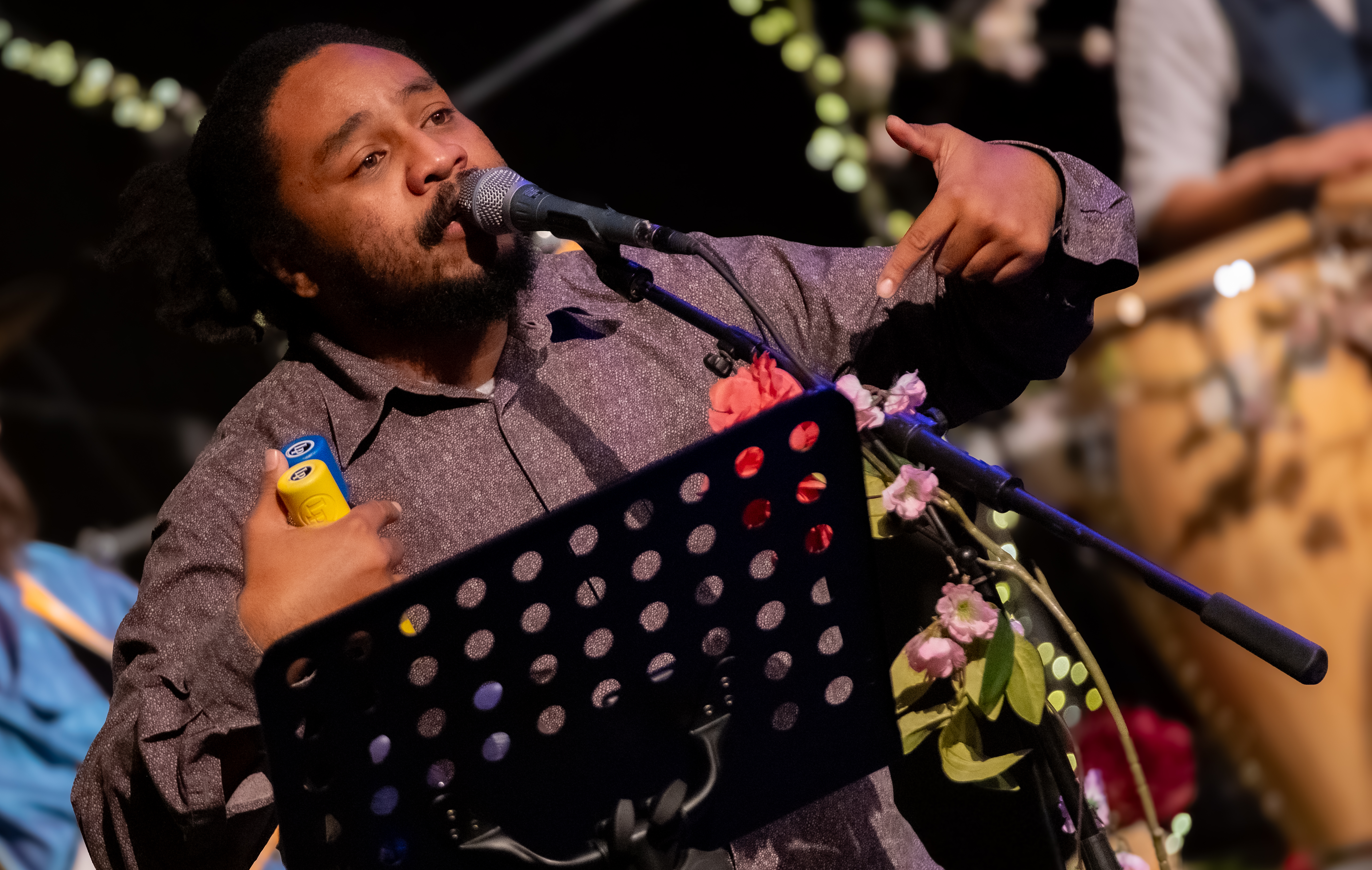 TRIBUTE TO CARLOS SANTANA Photos: Shazen CC BY 4.0 Insta : @zenshazen