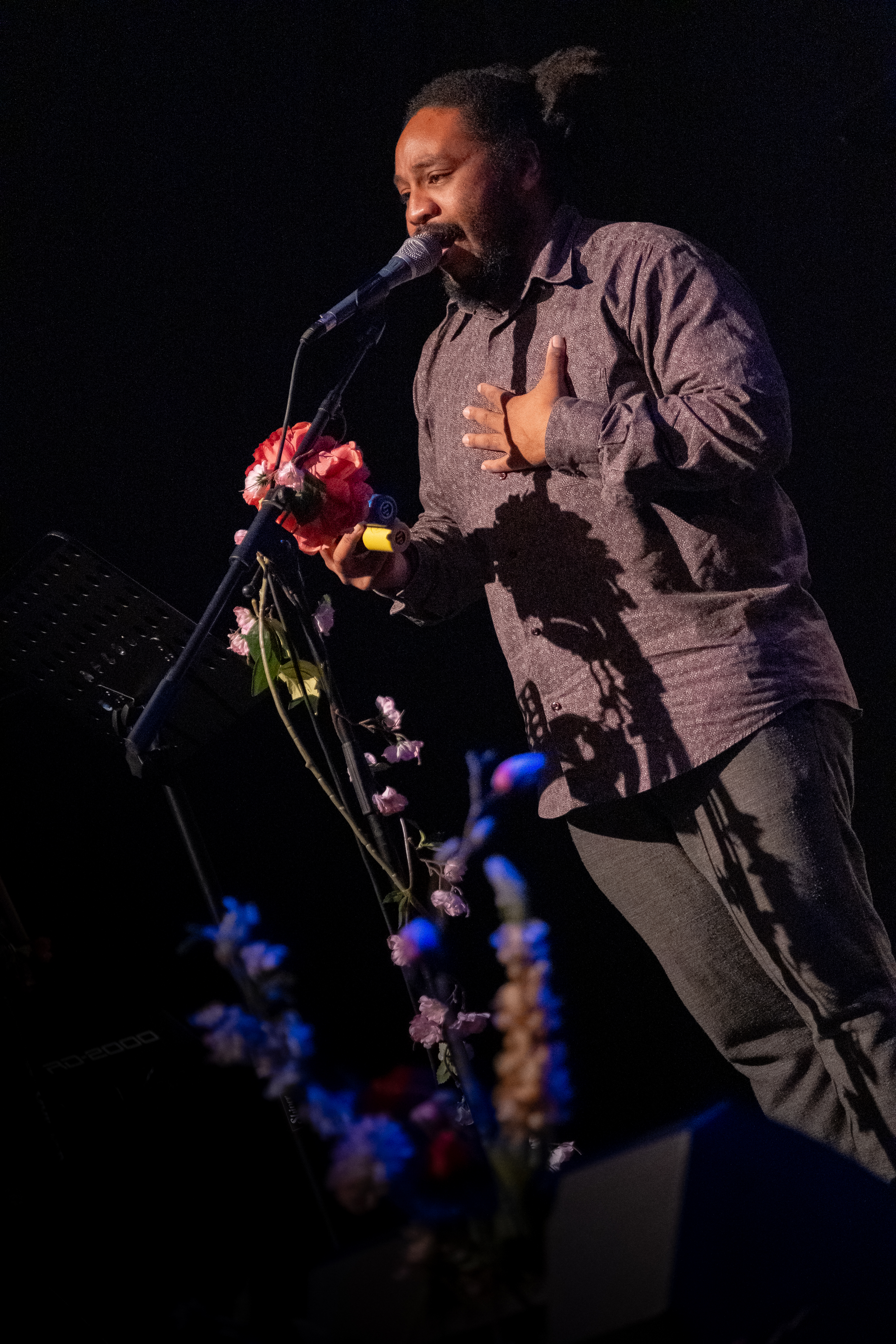 TRIBUTE TO CARLOS SANTANA Photos: Shazen CC BY 4.0 Insta : @zenshazen