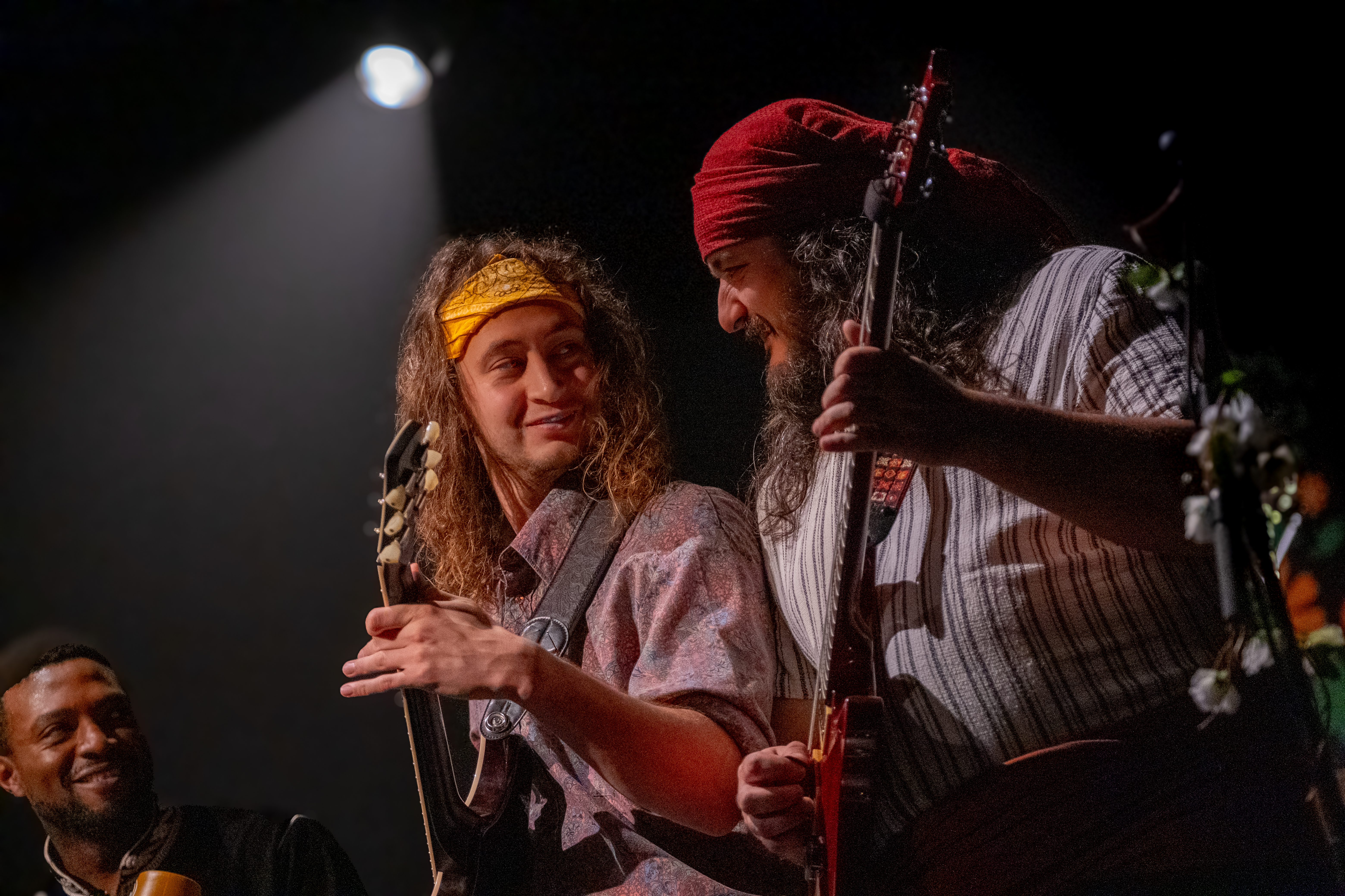 TRIBUTE TO CARLOS SANTANA Photos: Shazen CC BY 4.0 Insta : @zenshazen