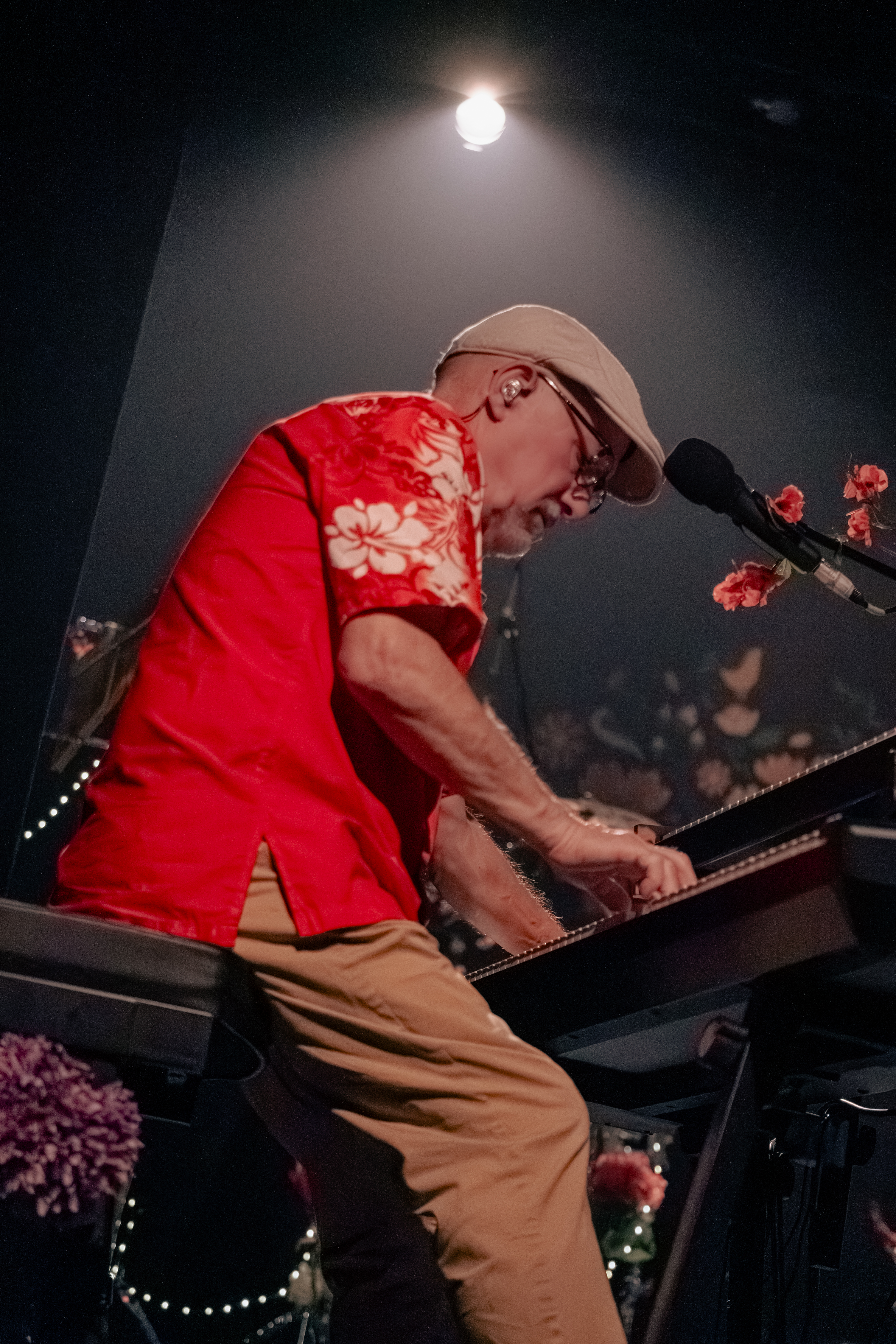 TRIBUTE TO CARLOS SANTANA Photos: Shazen CC BY 4.0 Insta : @zenshazen